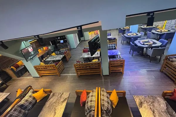 Ruby Plus Cafe Restaurant - Resim 2