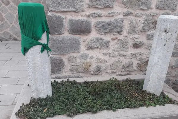 MELİKE HATUN SULTAN TÜRBESİ - Resim 17