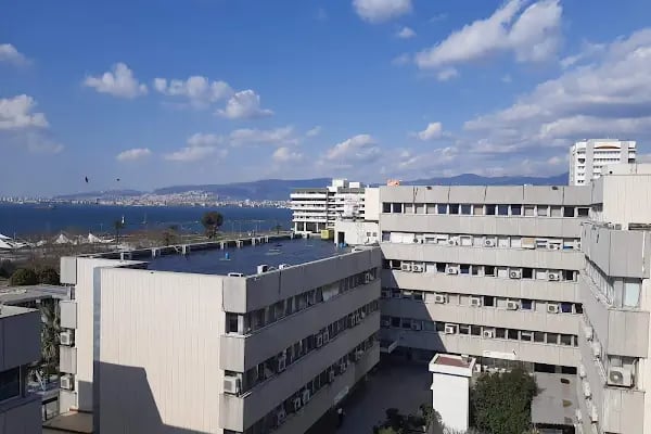 T.C. Sosyal Güvenlik Kurumu Başkanlığı İzmir Sosyal Güvenlik İl Müdürlüğü Kordon Sağlık Sosyal Güvenlik Merkezi (Reçete Kabul Birimi) - Resim 19