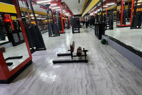 Maxtime Spor Merkezi ve Yüzme havuzu - Resim 10