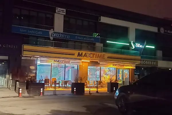Maxtime Spor Merkezi ve Yüzme havuzu - Resim 17