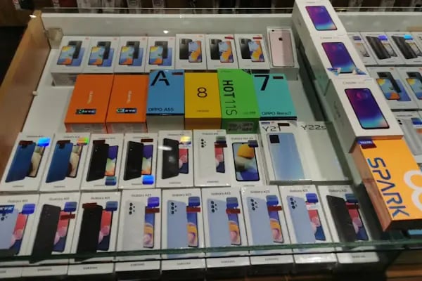 Ege İletişim Sistemleri Vodafone Cep Merkezi - Resim 14