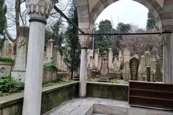 Siyavuş Paşa Türbesi - Resim 8