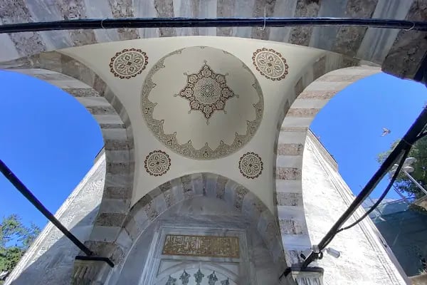 Siyavuş Paşa Türbesi - Resim 7