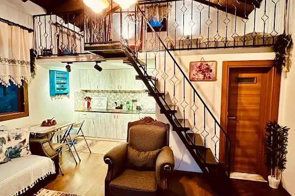 Ulamış dağ evi - Resim 9