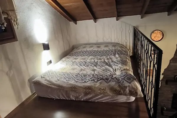 Ulamış dağ evi - Resim 2