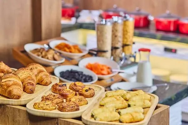 Ibis Istanbul Airport - Resim 6