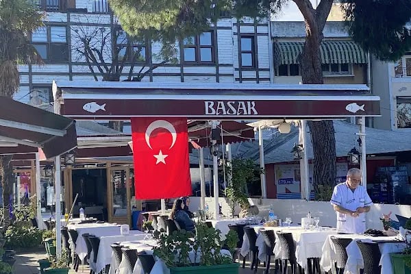 Nissi Restaurant & cafe - Resim 4