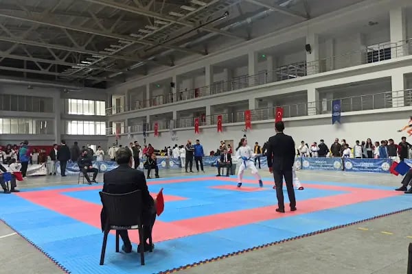 Gaziantep Çok Amaçli Spor Salonu - Resim 1