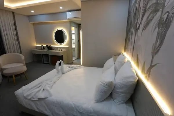 Cartier Luxury Otel - Resim 13