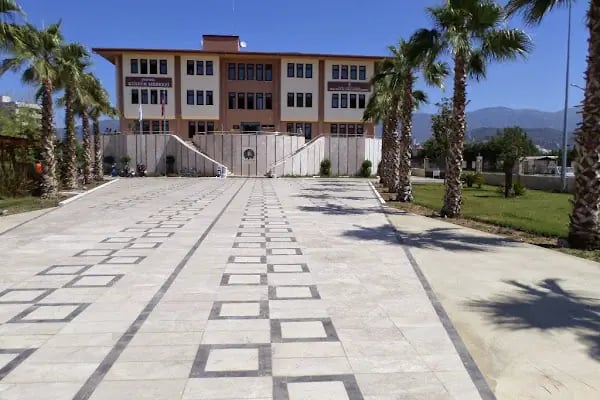 Ödemiş İlçe Halk Kütüphanesi Müdürlüğü (Library) - Resim 2