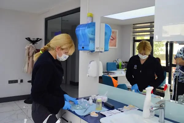 Queen Dental Center - Resim 3