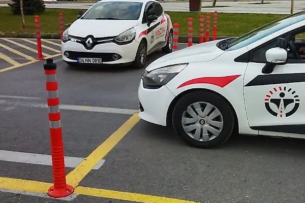 Medya Sürücü Kursu Sefaköy - Resim 1
