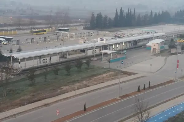 Üniversite Metro İstasyonu - Resim 5