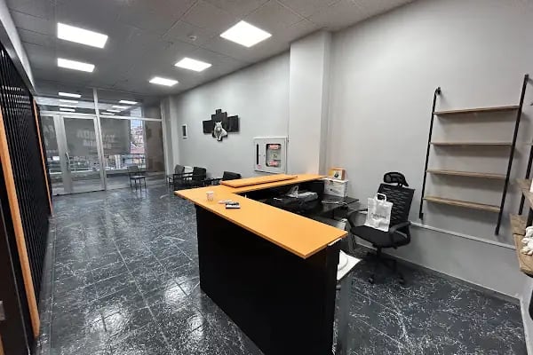 Ateş Veteriner Kliniği - Resim 6