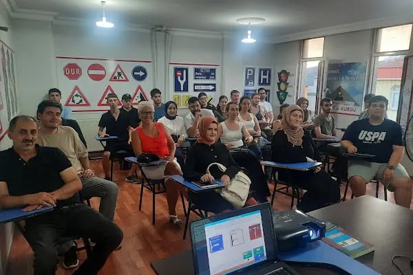 Özel Sade Motorlu Taşıt Sürücüleri Kursu - Resim 7