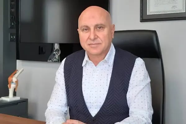 Prof. Dr. Mahmut KÖMÜRCÜ - Resim 3