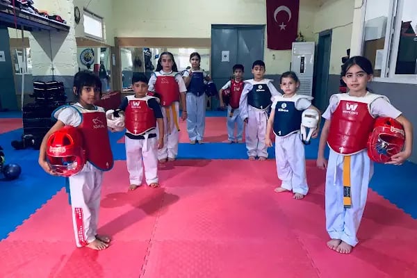 ALANYA ŞAMPİYON SPOR KULÜBÜ TAEKWONDO KİCKBOKS BOKS - Resim 10