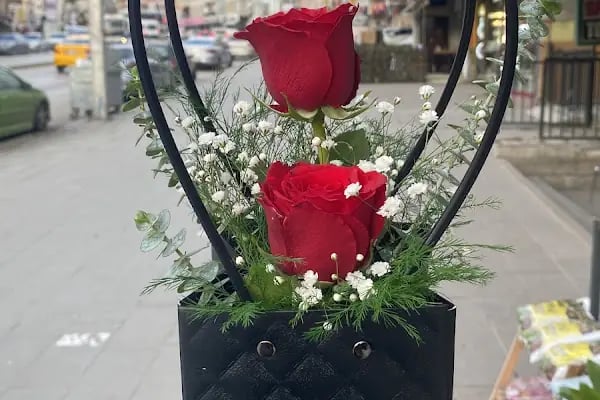 MY Çiçekçilik - Resim 6