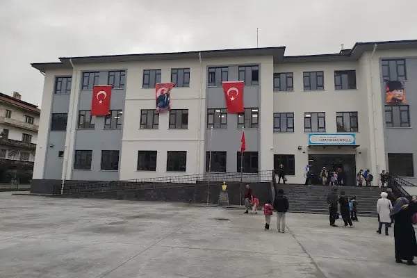 Karaosman İlkokulu - Resim 2