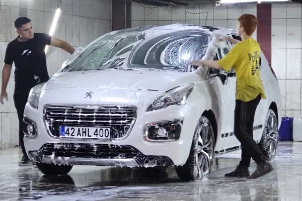 BOSS GARAGE Oto Yıkama&amp;Detaylı Temizlik&amp;Pasta Cila - Resim 9