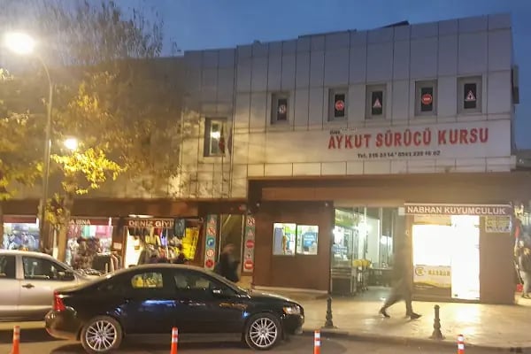 ÖZEL AYKUT SÜRÜCÜ KURSU - Resim 1