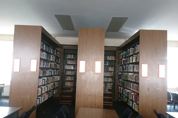 Üçevler Kütüphanesi - Resim 12