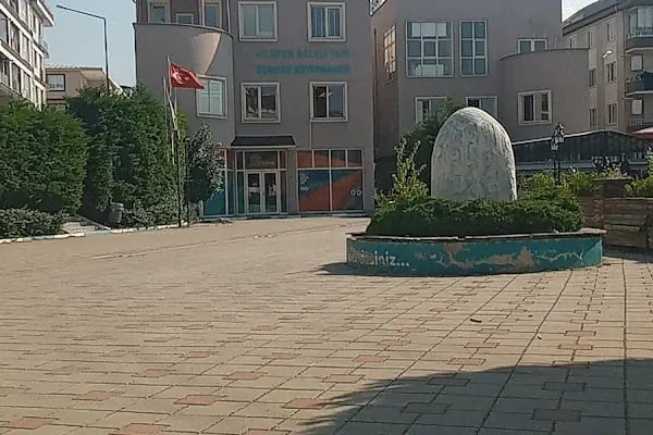 Üçevler Kütüphanesi - Resim 10