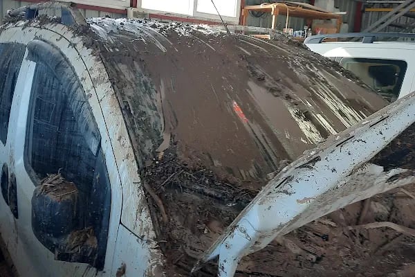 CAR WASH OTO YIKAMA MERKEZI - Resim 8