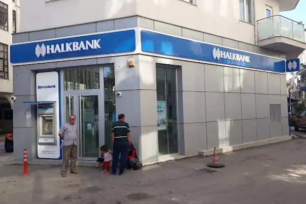 Halkbank Finike Şubesi - Resim 2