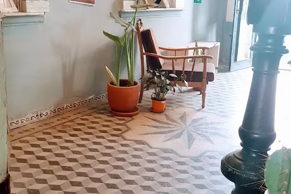 Titan House hostel - Resim 13
