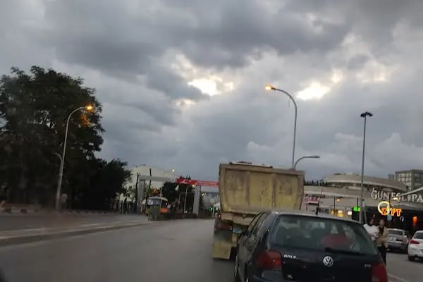 Kuveyt Türk Güneşli Çarşı Şubesi - Resim 8