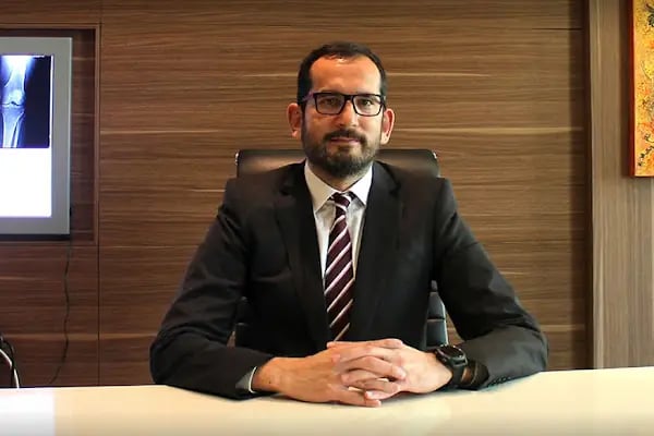 Doç. Dr. Ata CAN | Ortopedist, Uzman Doktor | Kalça ve Diz Protezi Ameliyatı Cerrahisi - Resim 3