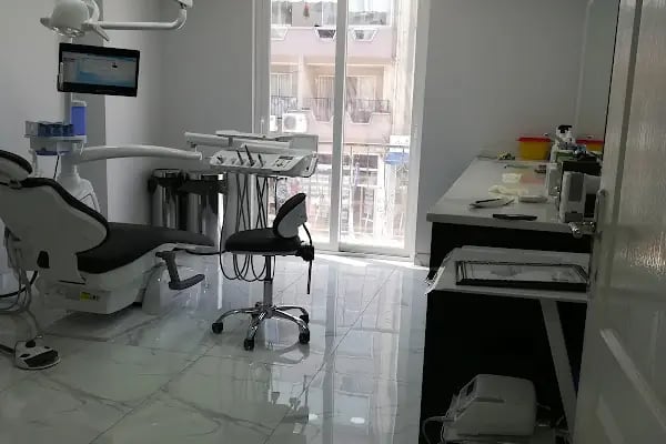 Diş Hekimi İlayda Kurban Gürsel - Resim 10