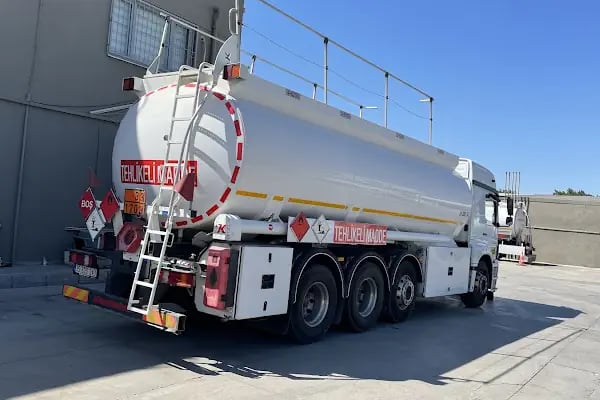 SOCAR Turkey Akaryakıt Depolama A.Ş. Aliağa Dolum ve Depolama Tesisi - Resim 3
