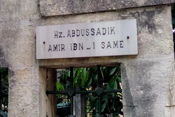 Kesik Baş Ve Deviş Molla Muhammed Türbesi - Resim 8