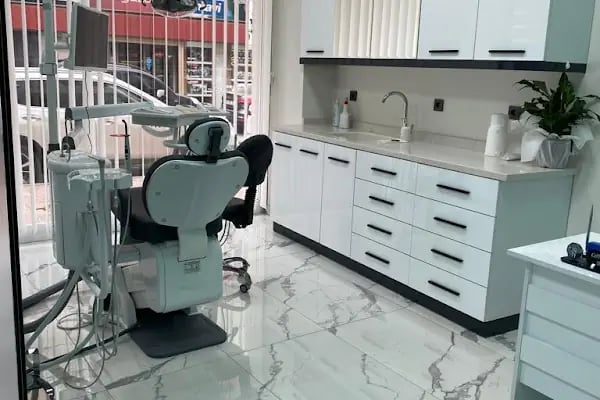 Özel Muğdatoğlu Dental Ağız ve Diş Sağlığı Polikliniği - Resim 3