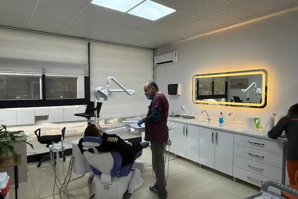 Özel medidenta Ağız ve Diş Sağlığı Polikliniği Ayrancılar İnönü Şubesi - Resim 7