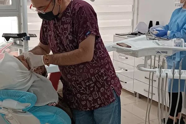Özel medidenta Ağız ve Diş Sağlığı Polikliniği Ayrancılar İnönü Şubesi - Resim 16