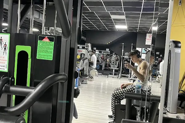 Fit Zone Sport Center - Resim 10