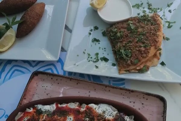 Doktorun Yeri Mantı Börek Evi - Resim 18