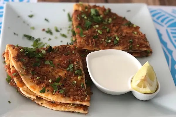Doktorun Yeri Mantı Börek Evi - Resim 3