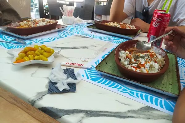 Doktorun Yeri Mantı Börek Evi - Resim 13