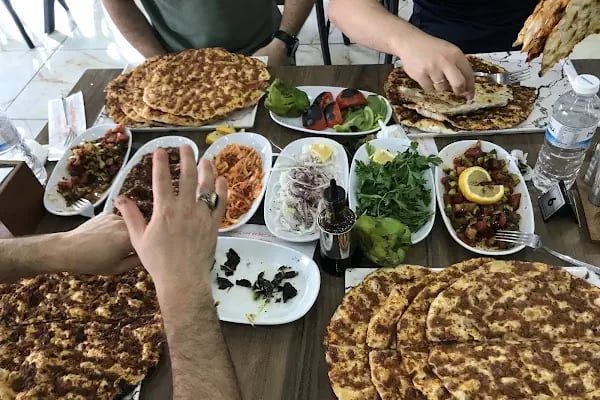 Aruse 2 Lahmacun/Pide&amp;Et Döner Salonu - Resim 4