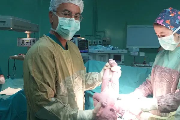 Op. Dr. Çağlar Çiftçi - Kadın Hastalıkları ve Doğum Uzmanı - Resim 9