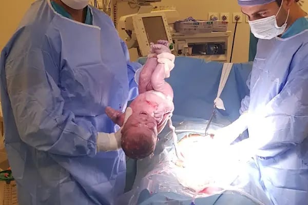 Op. Dr. Çağlar Çiftçi - Kadın Hastalıkları ve Doğum Uzmanı - Resim 10