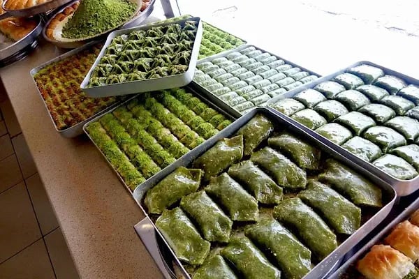 BELKIS BAKLAVA - Resim 3