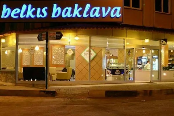 BELKIS BAKLAVA - Resim 2