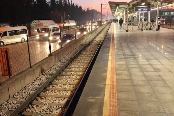 152 Evler Metro İstasyonu - Resim 6