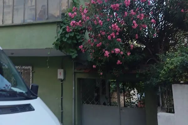 Bağcilar Belediyesi Merkez Mahallesi Aile Parkı - Resim 13